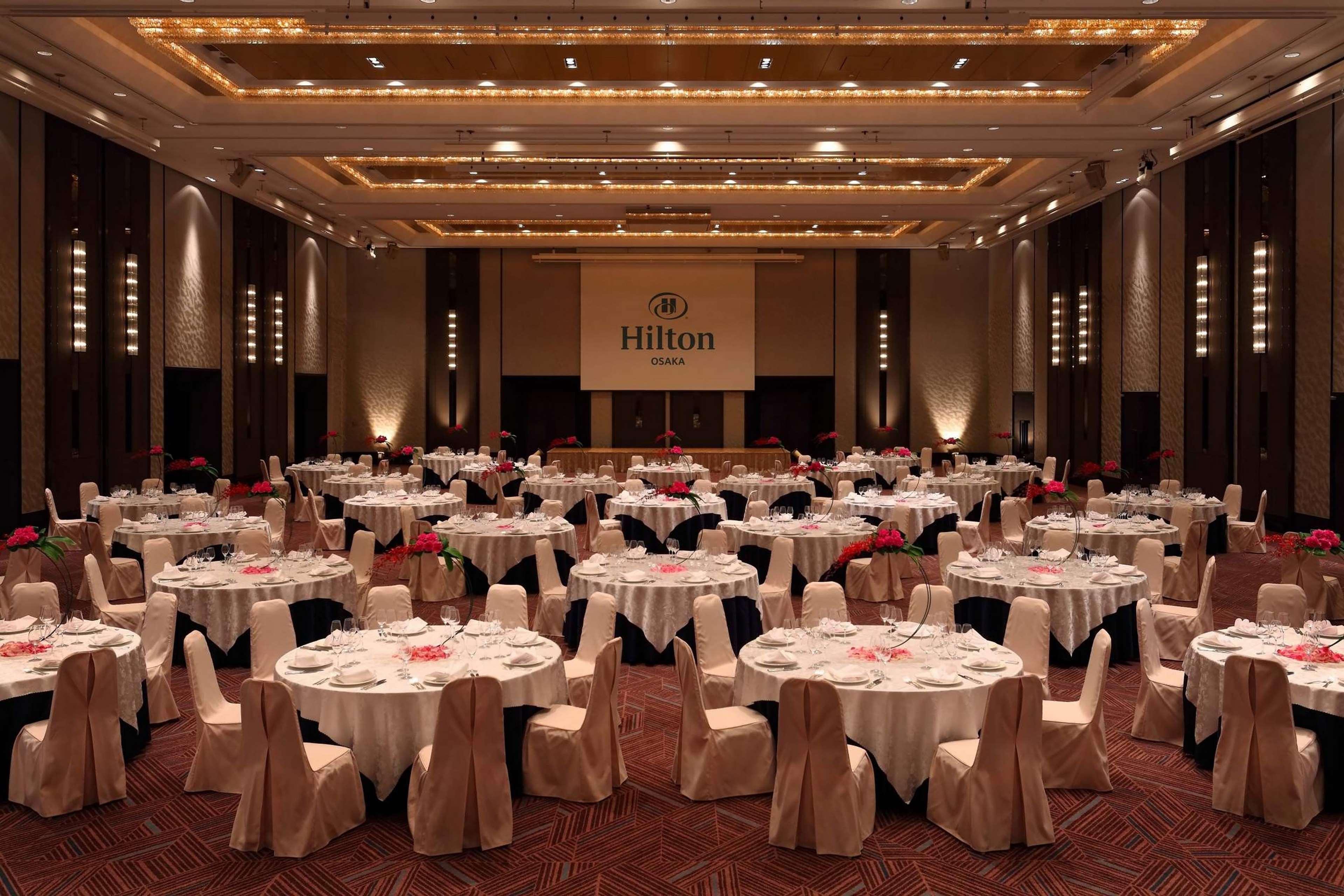 Hilton Osaka Hotel Exterior photo