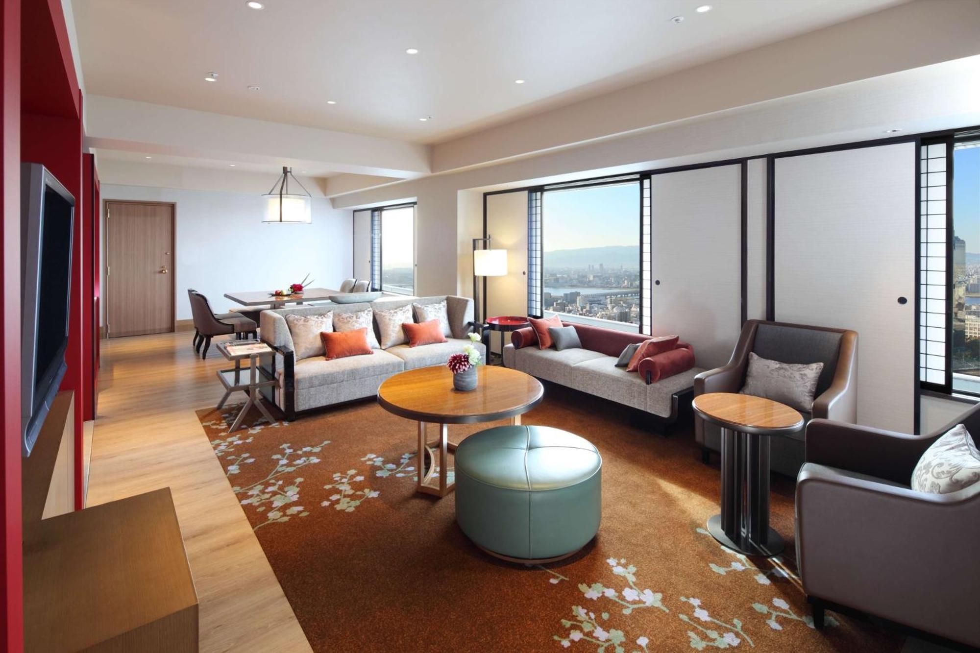 Hilton Osaka Hotel Exterior photo